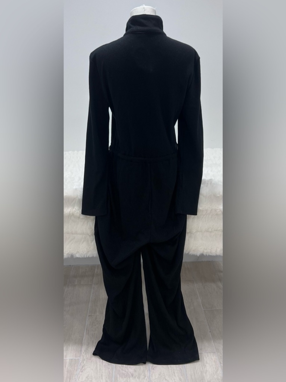 Modesees Elegant Knit Sparkling Zipper Front Jumpsuit - Picture 4 of 8